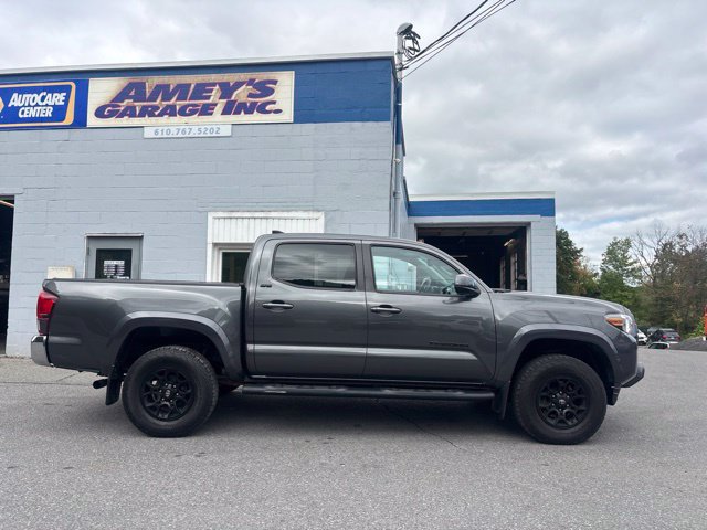 Used 2019 Toyota Tacoma SR5 AWD/4WD image 6
