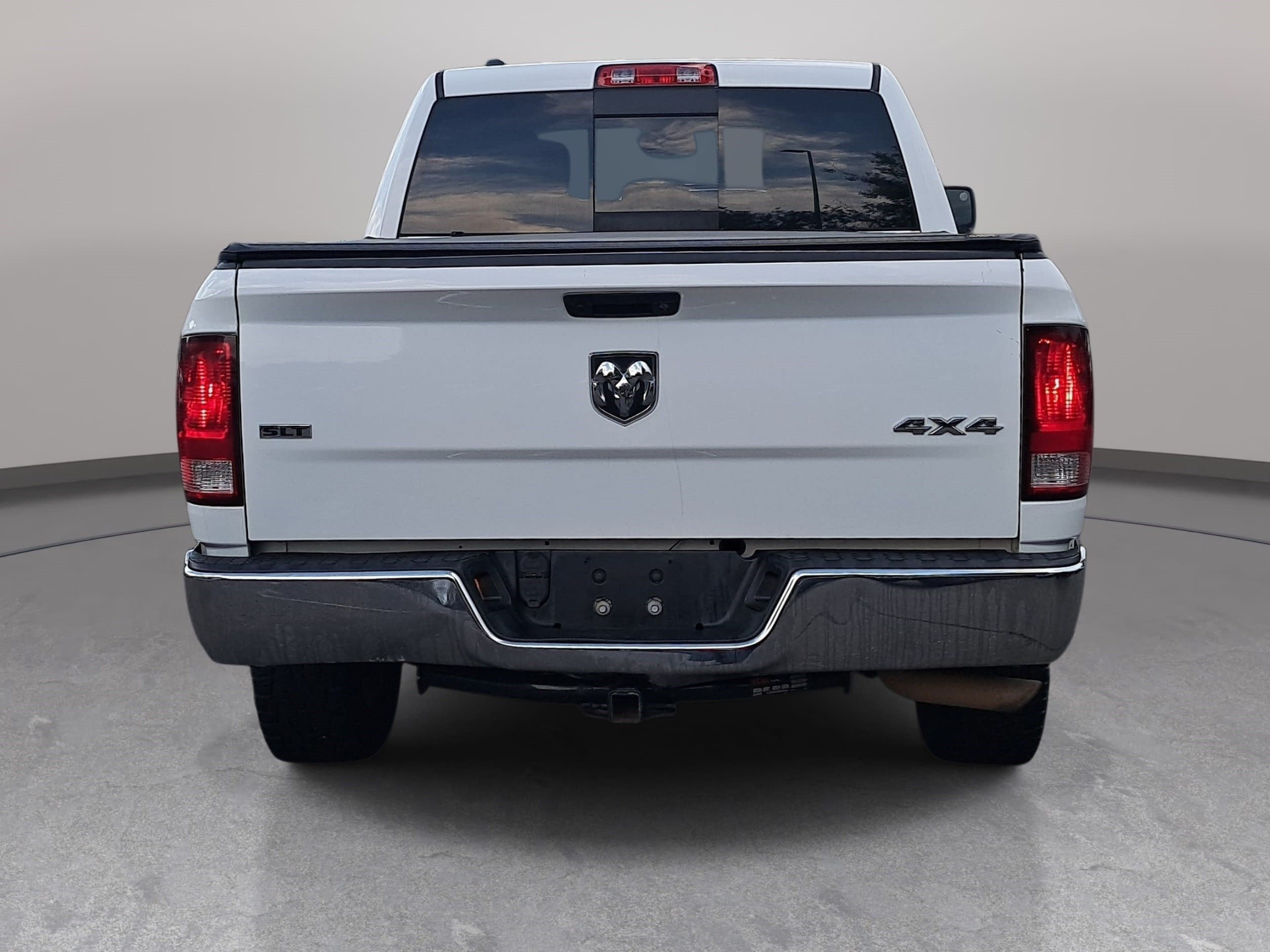 Used 2018 RAM 1500 Classic SLT AWD/4WD image 6