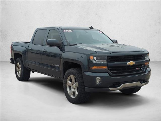 Used 2018 Chevrolet Silverado 1500 LT w/ All Star Edition image 3
