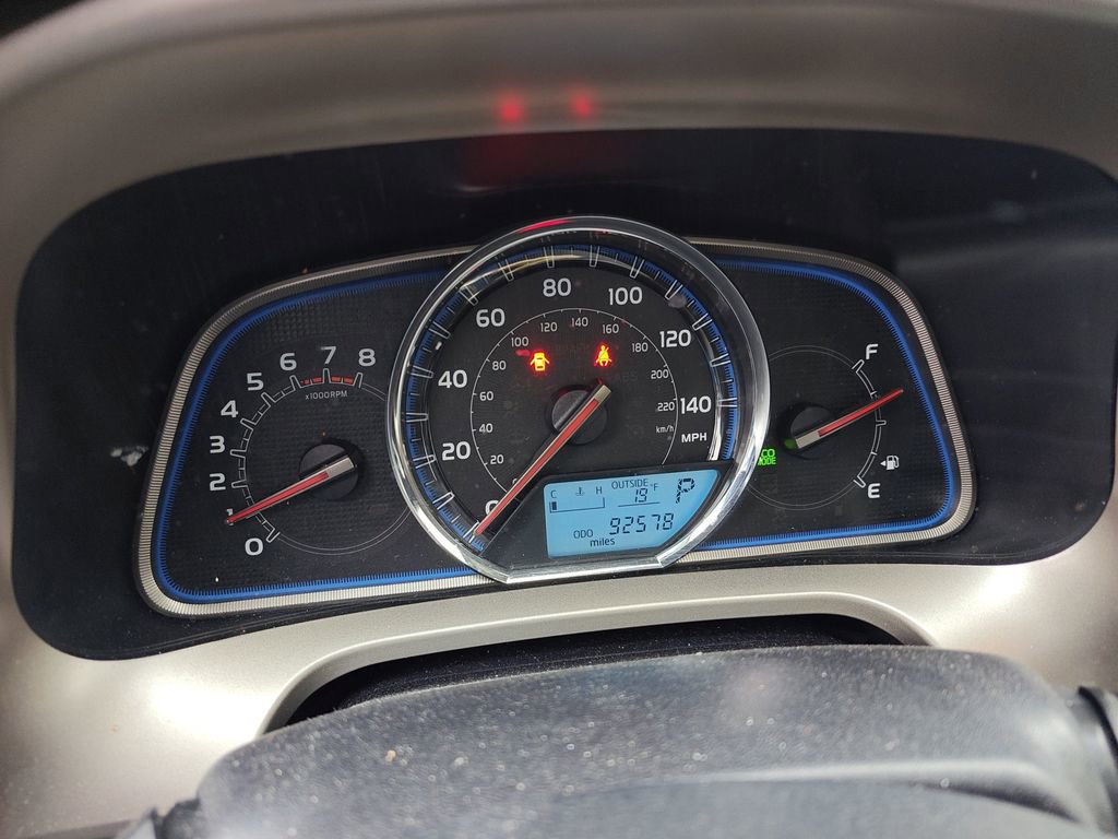 Used 2015 Toyota RAV4 Limited image 9