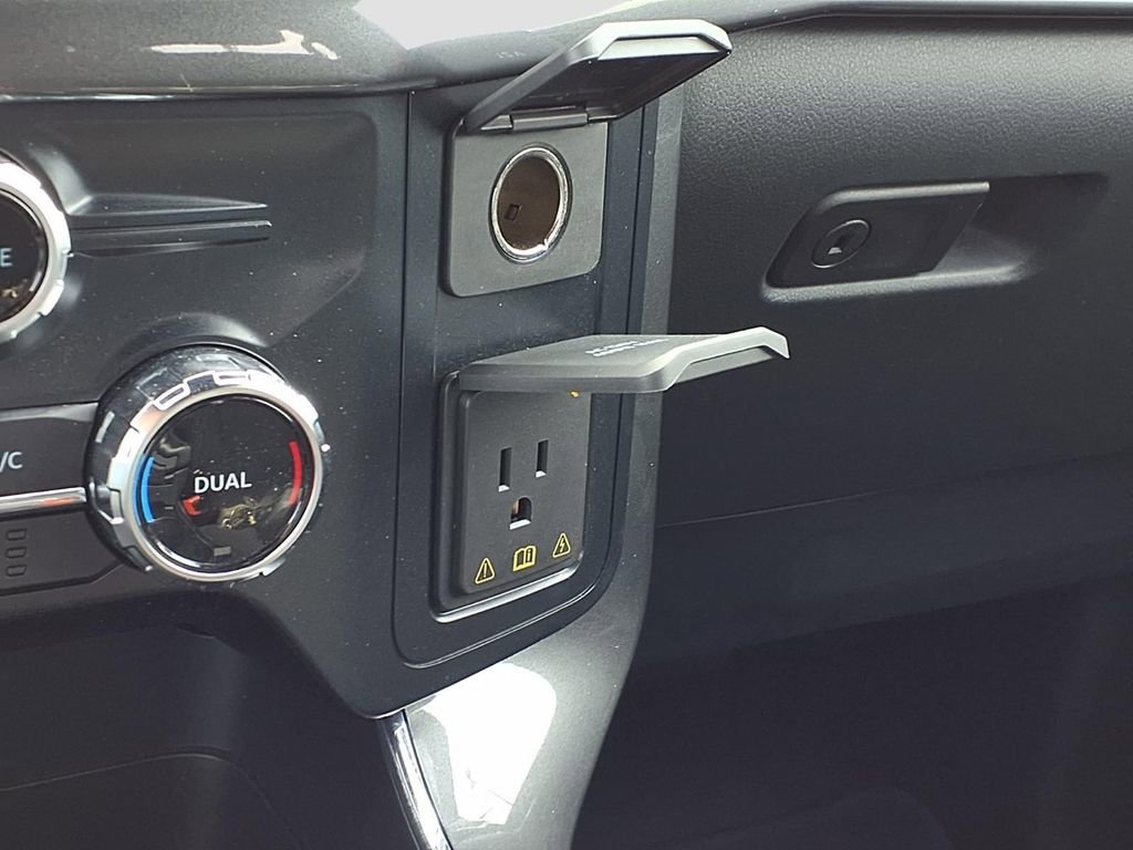 Used 2023 Ford F150 XLT w/ Equipment Group 302A High image 16