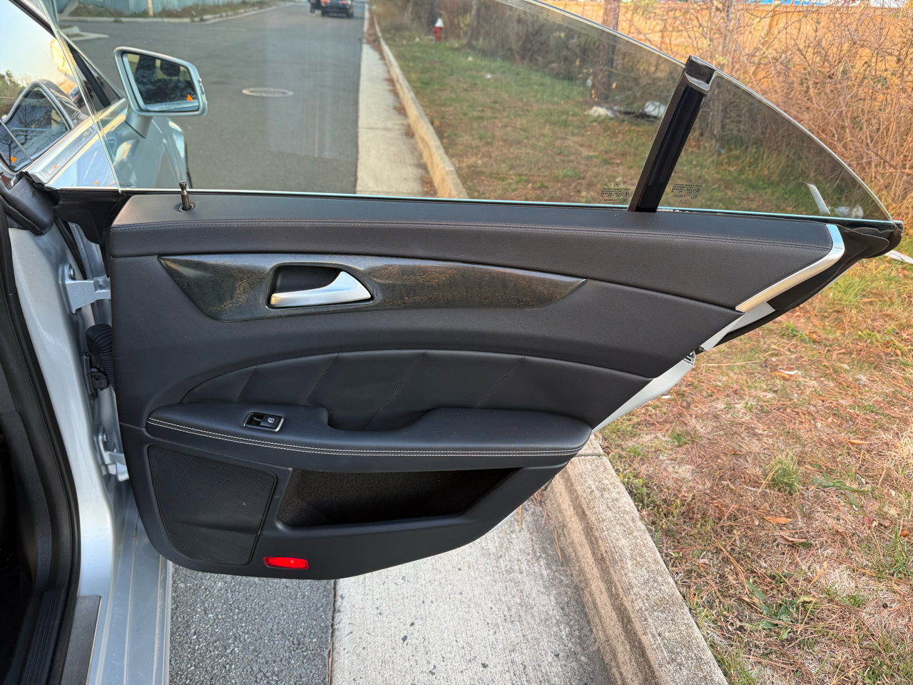 Used 2014 Mercedes-Benz CLS 550 4MATIC image 27