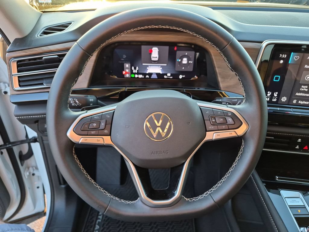 Used 2024 Volkswagen Atlas SE FWD image 23
