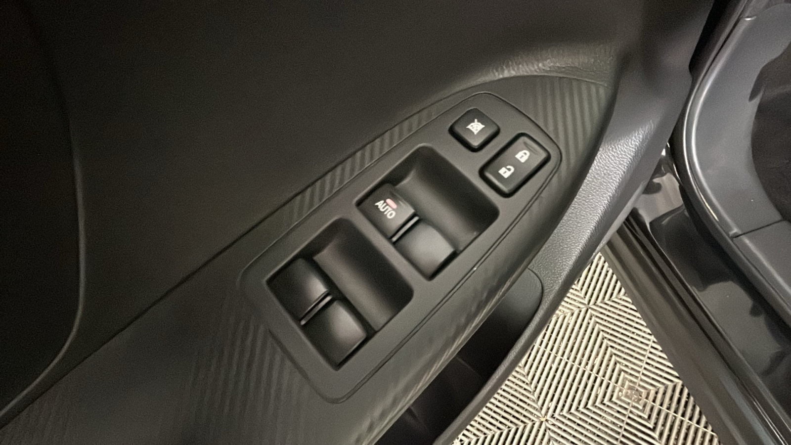 Used 2026 Mitsubishi Eclipse Cross SE AWD/4WD image 11