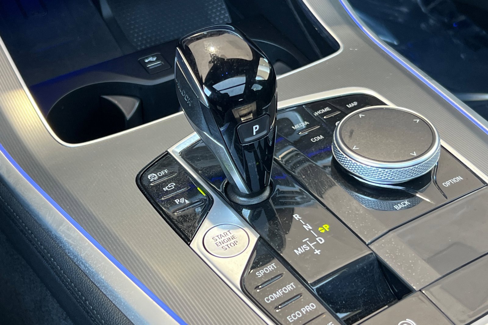 Used 2022 BMW X5 sDrive40i w/ Parking Assistance Package image 32