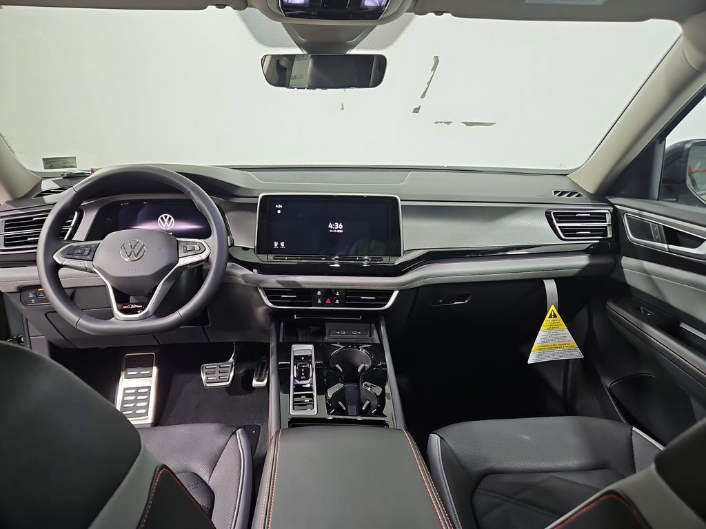 New 2026 Volkswagen Atlas Peak Edition image 12