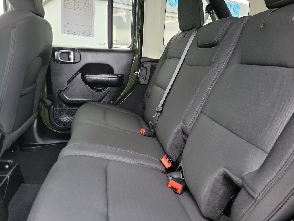 Used 2021 Jeep Wrangler Unlimited Sport AWD/4WD image 10