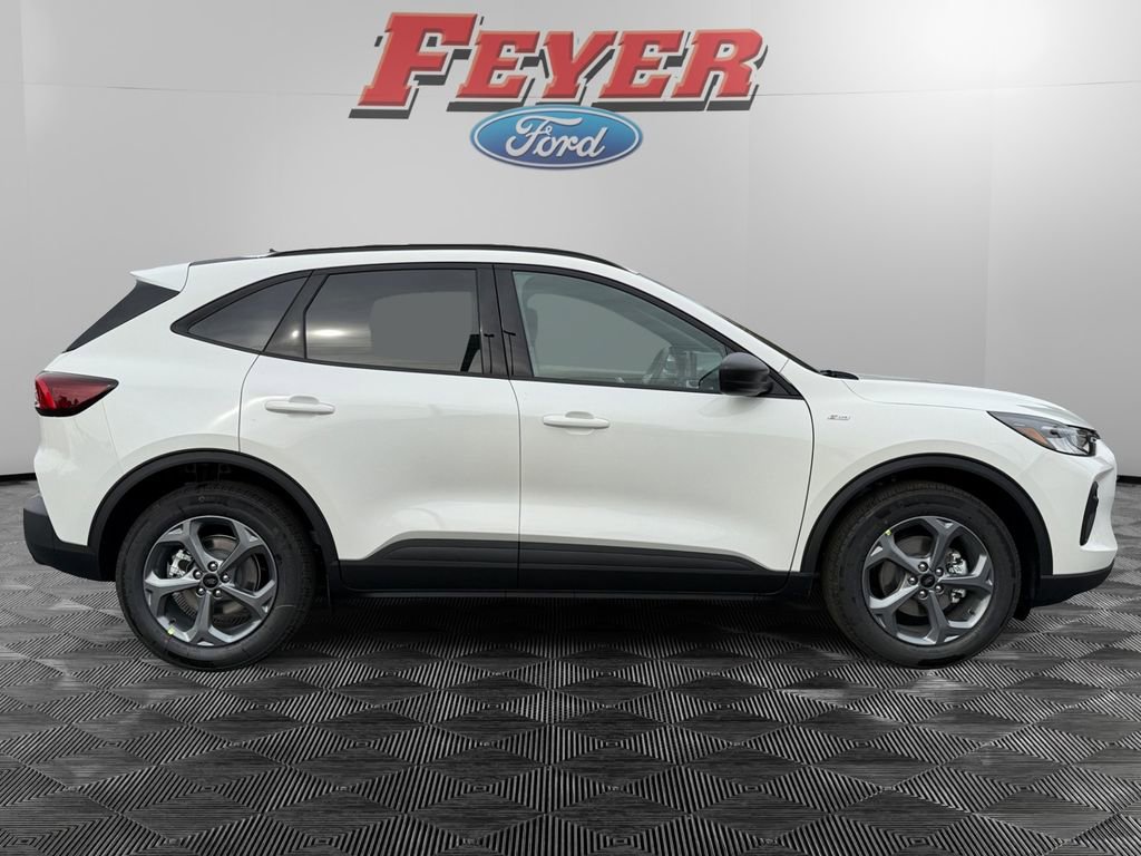 New 2026 Ford Escape ST-Line w/ Cold Weather Package image 8