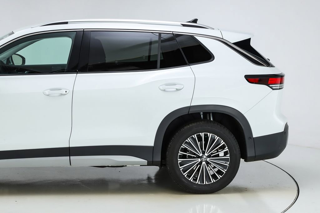 New 2026 Volkswagen Tiguan S image 4