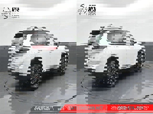 New 2026 Nissan Rogue Platinum image 2