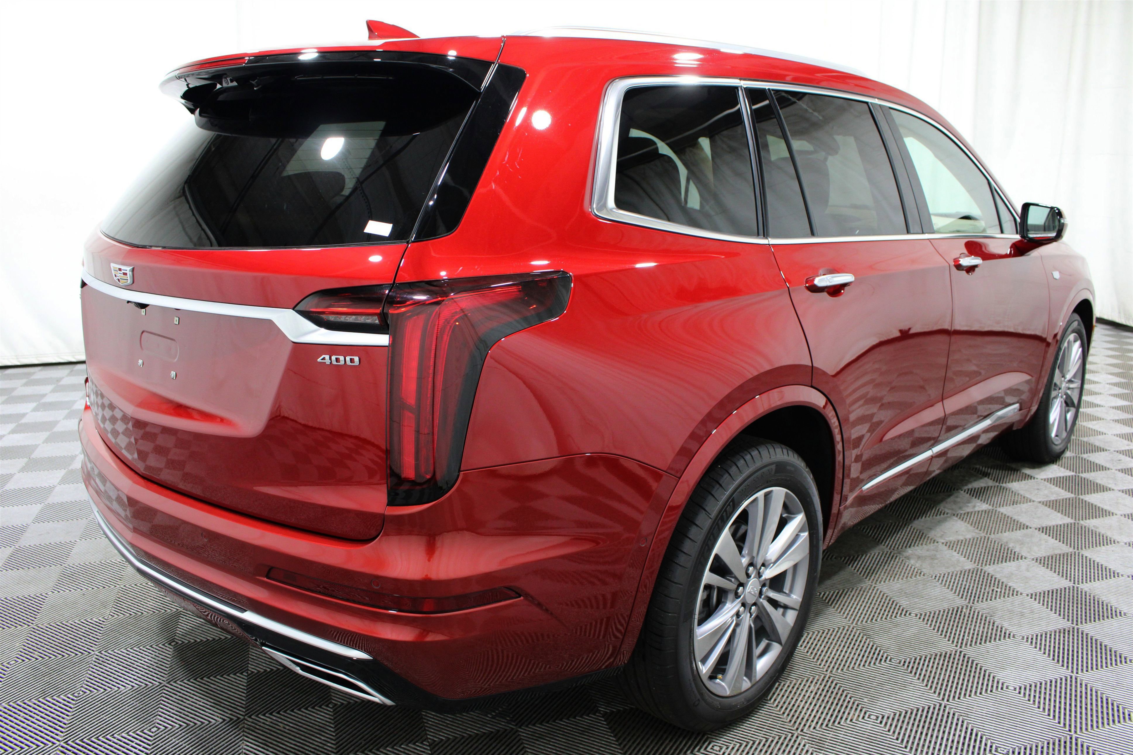 Certified 2025 Cadillac XT6 Premium Luxury w/ Platinum Package image 37