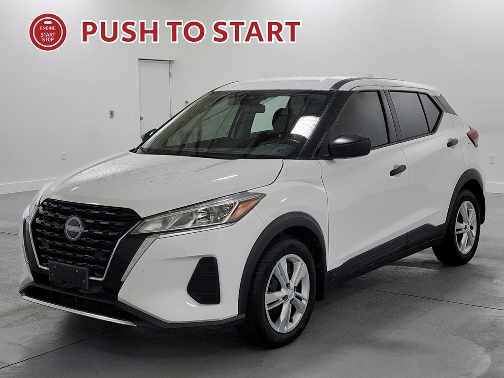 Used 2022 Nissan Kicks S FWD image 4