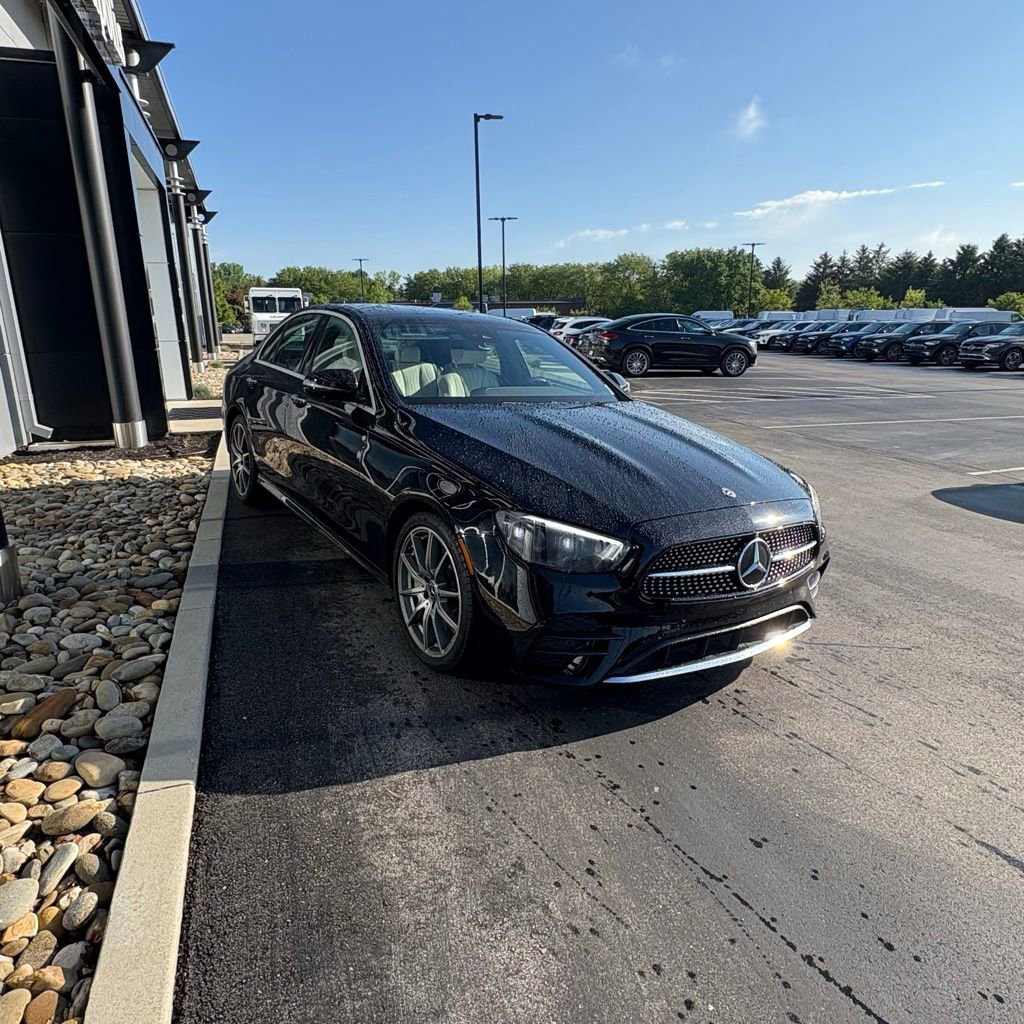Used 2021 Mercedes-Benz E 450 4MATIC Sedan image 4
