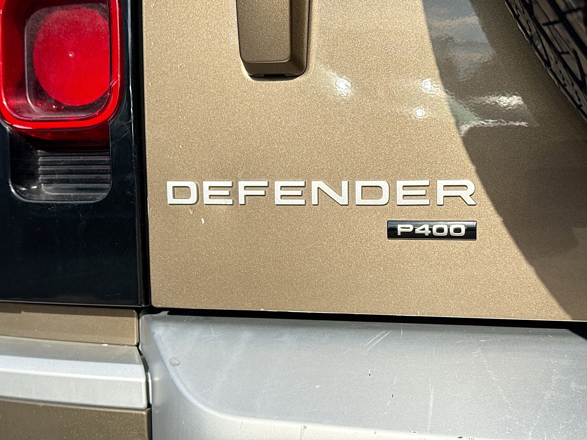 Certified 2022 Land Rover Defender 110 XS Edition image 11