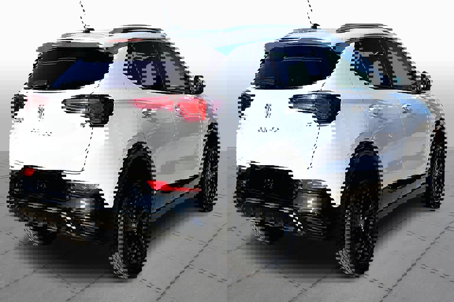 Used 2024 Buick Encore GX Sport Touring image 14