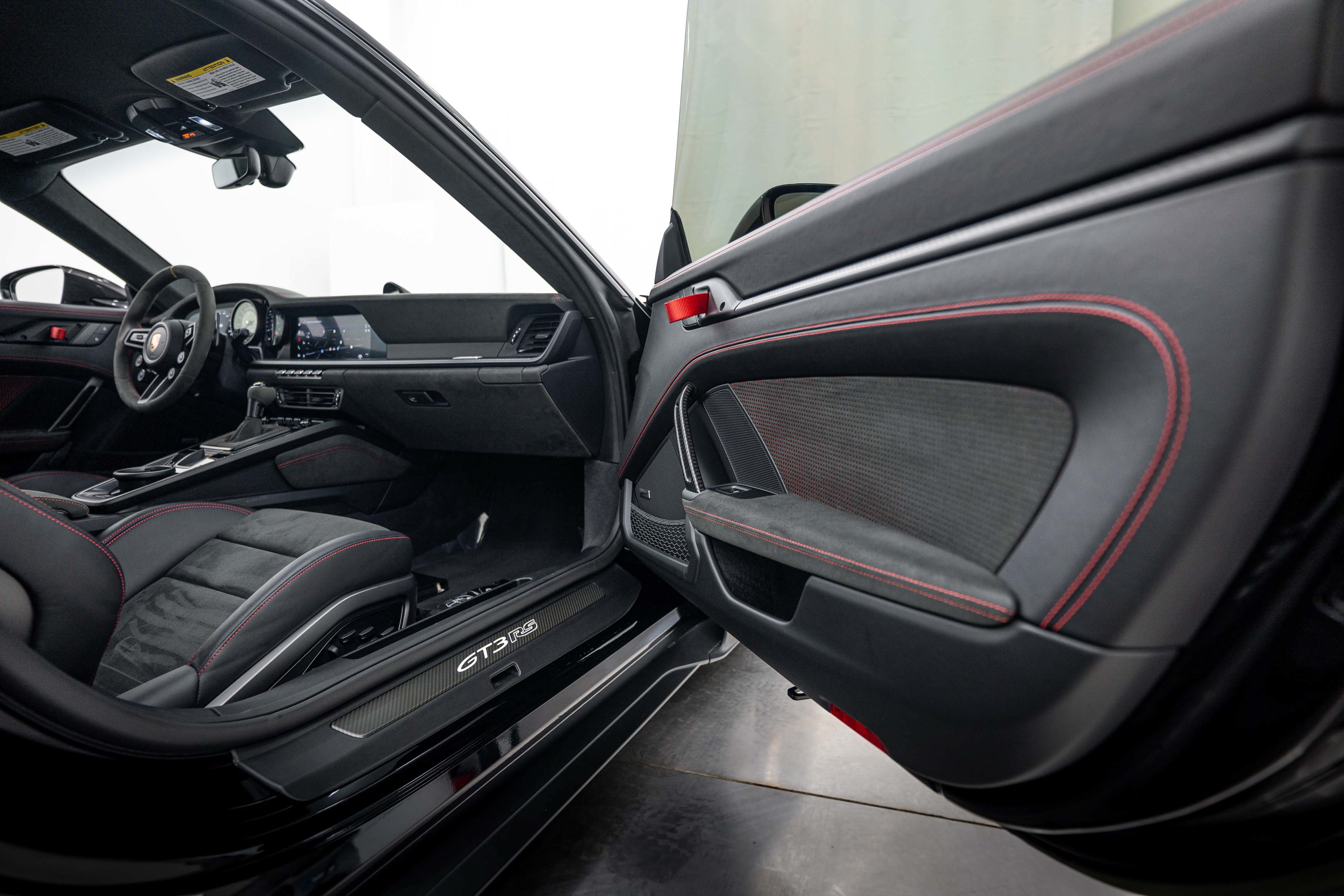 Certified 2023 Porsche 911 GT3 RS RWD image 20