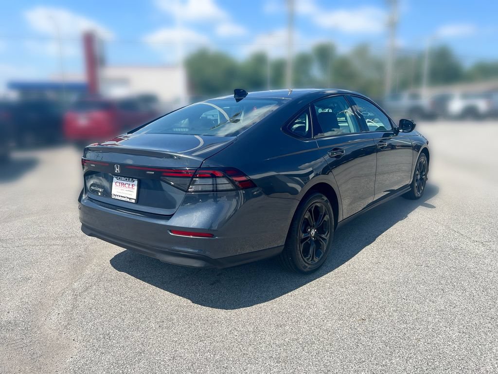 Used 2025 Honda Accord SE image 6