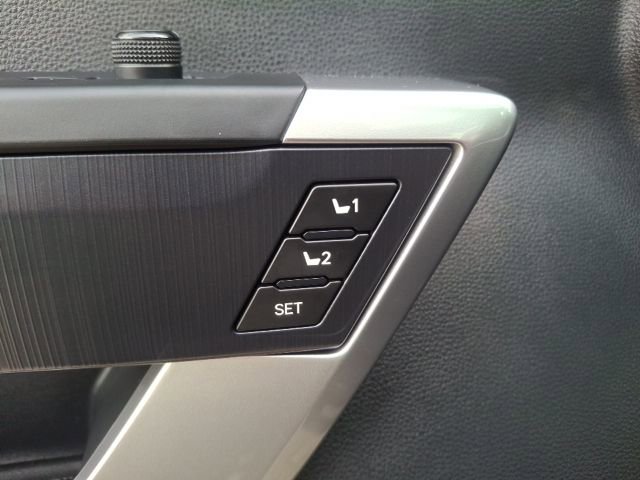 Used 2024 Toyota Tundra Platinum w/ TRD Off-Road Package image 12