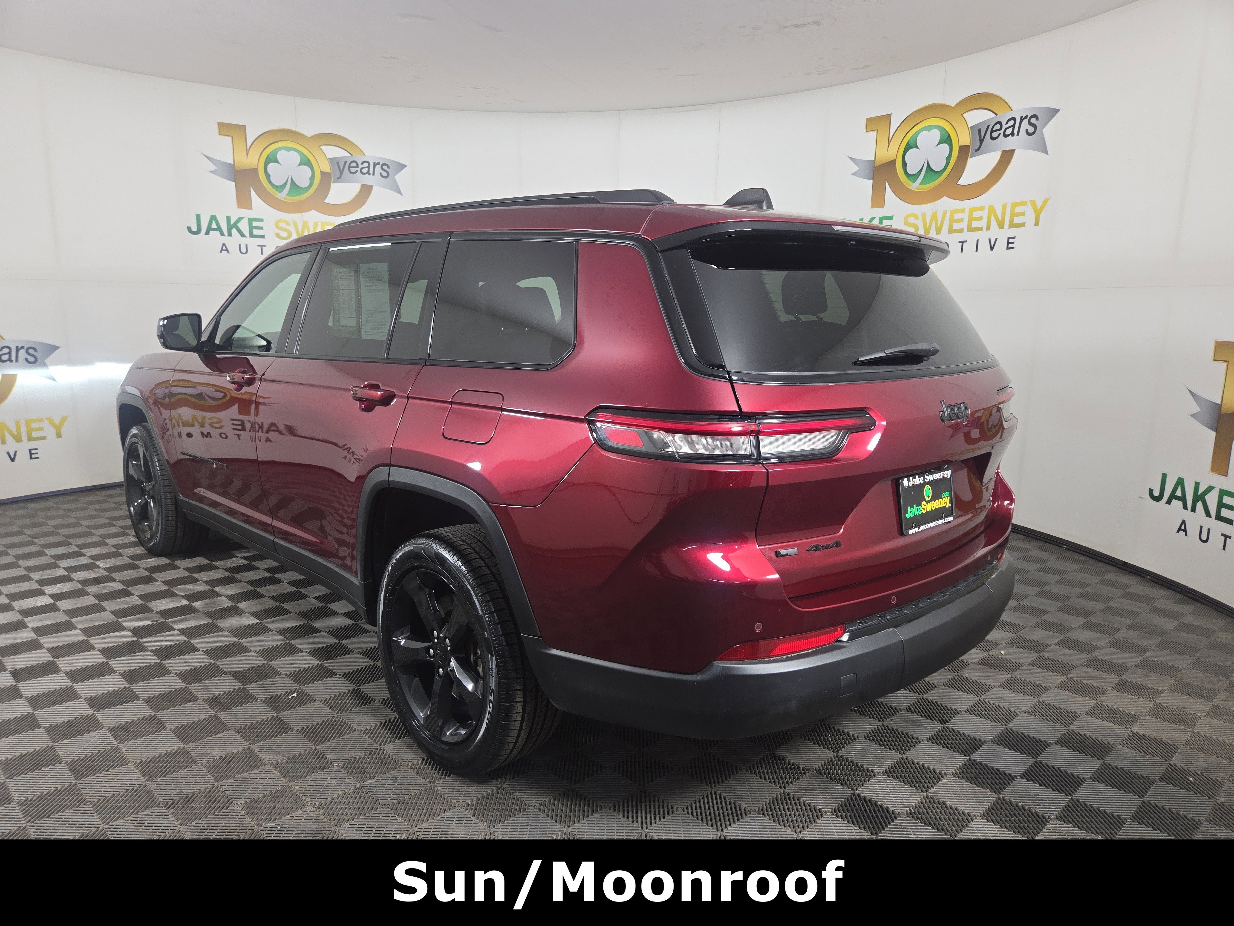 Used 2023 Jeep Grand Cherokee L Laredo AWD/4WD image 6