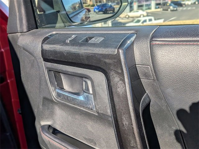 Used 2020 Toyota 4Runner 4WD image 35