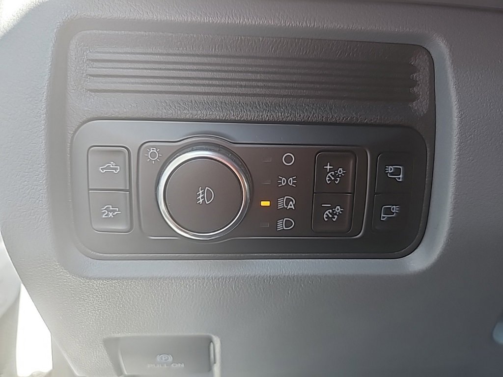 New 2026 Ford F250 XLT w/ XLT Premium Package image 22