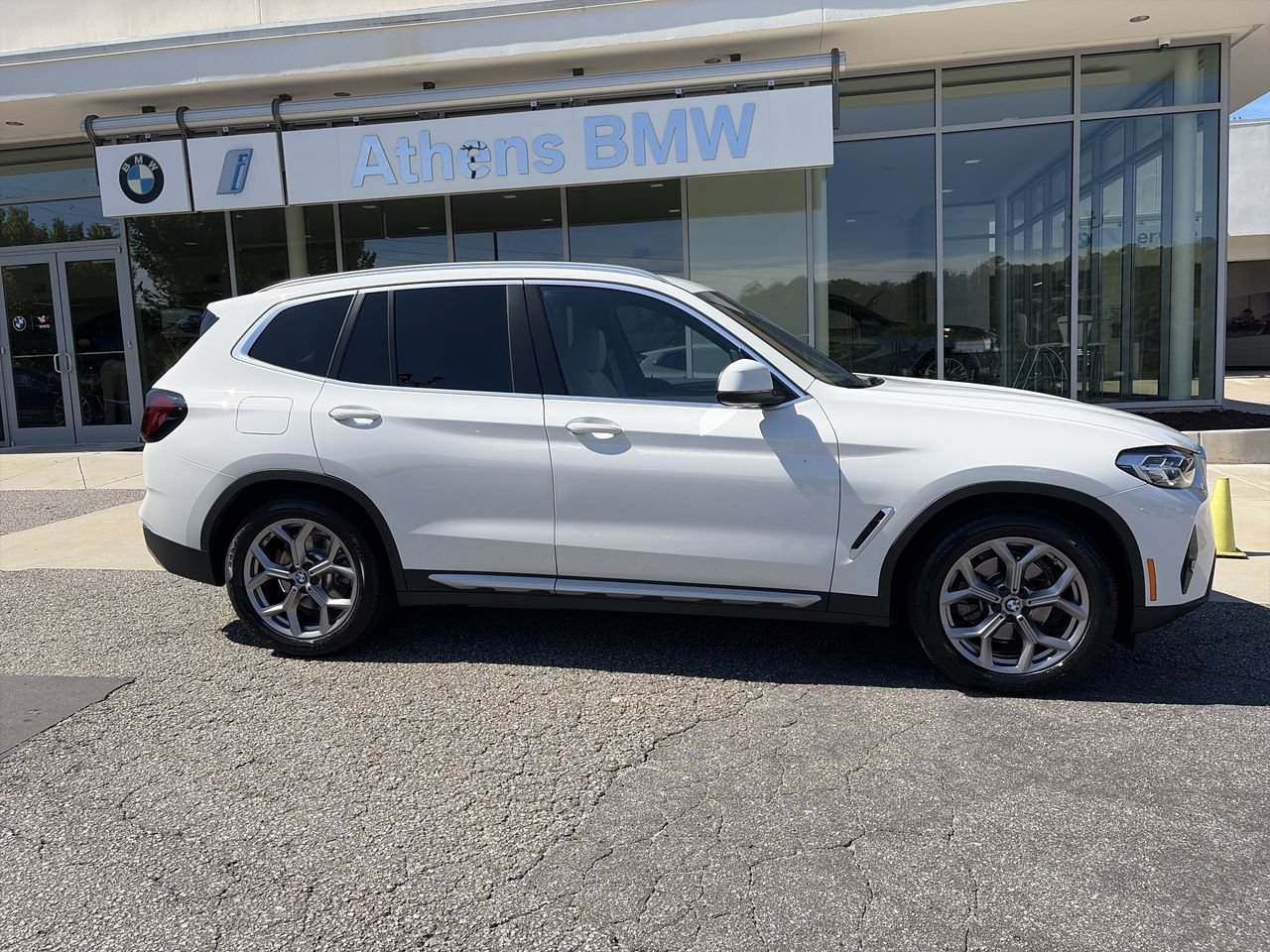 Used 2022 BMW X3 xDrive30i w/ Premium Package 2 (ZPA) AWD/4WD image 9