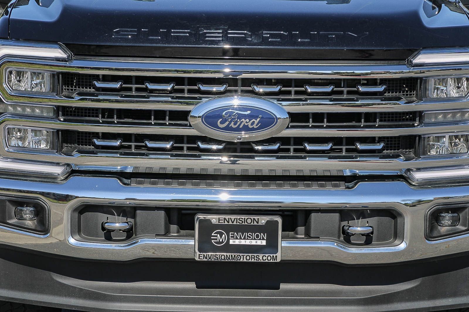 Used 2024 Ford F250 Lariat w/ Chrome Package image 6