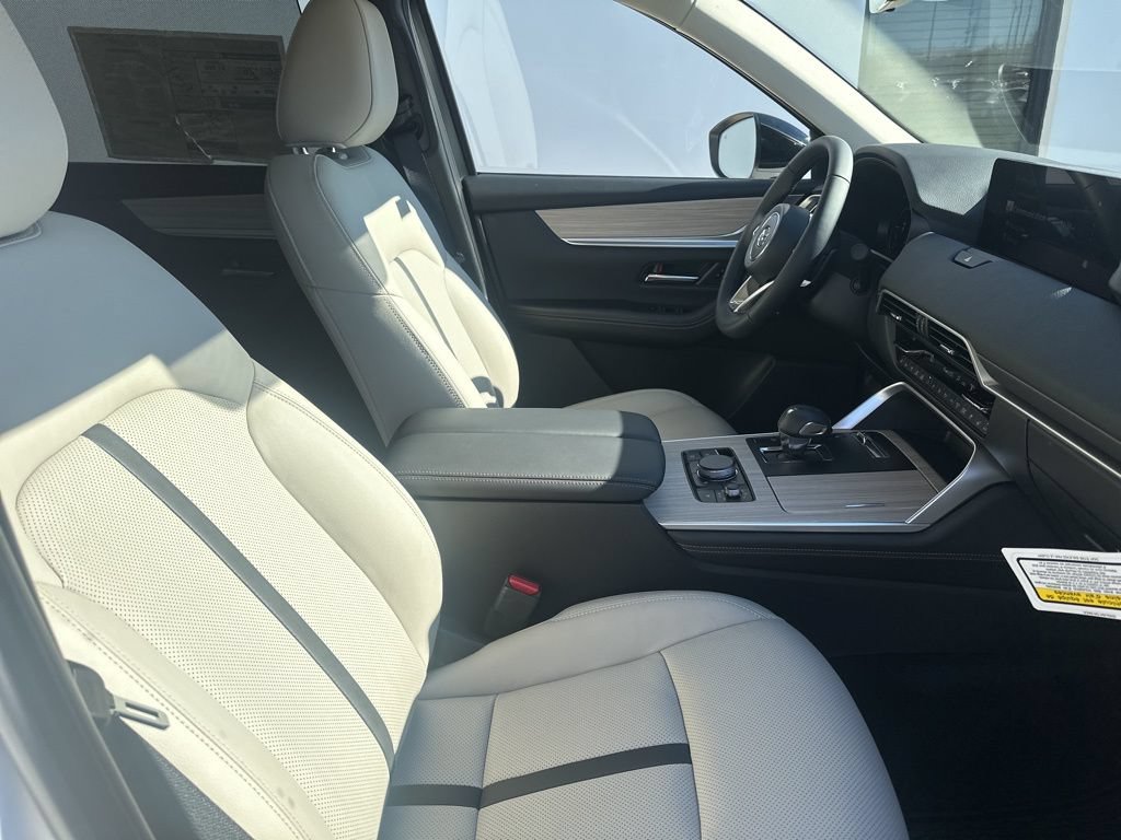 New 2026 MAZDA CX-90 Plug-In Hybrid w/Premium Sport AWD/4WD image 16