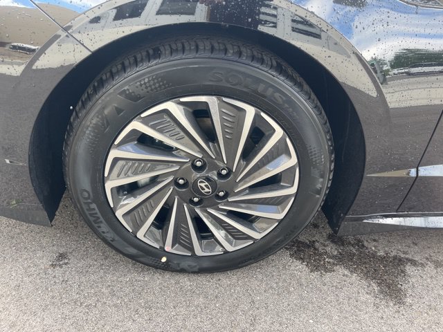 New 2026 Hyundai Sonata SEL FWD image 17