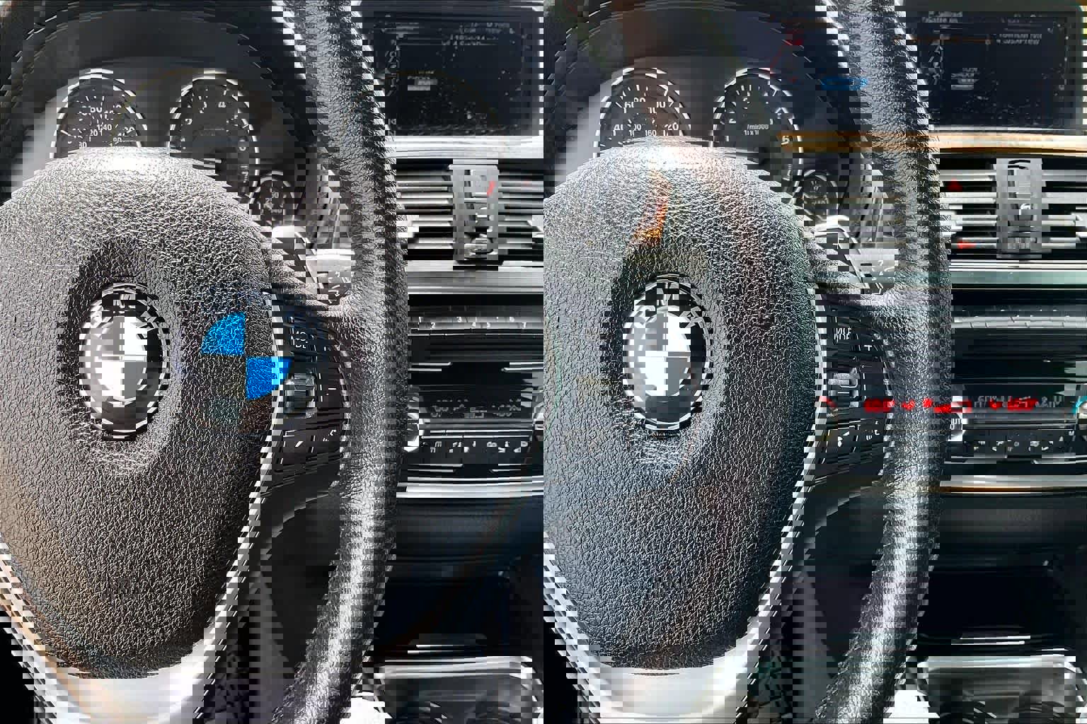 Used 2015 BMW 428i Convertible image 22