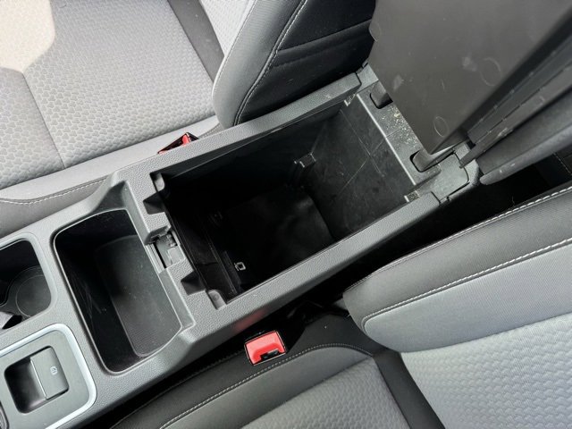 Used 2017 Ford Escape SE w/ Equipment Group 201A image 14