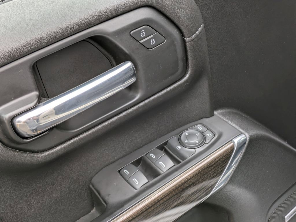 Used 2020 Chevrolet Silverado 1500 RST image 10