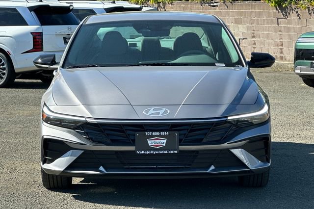 New 2026 Hyundai Elantra Sport image 3