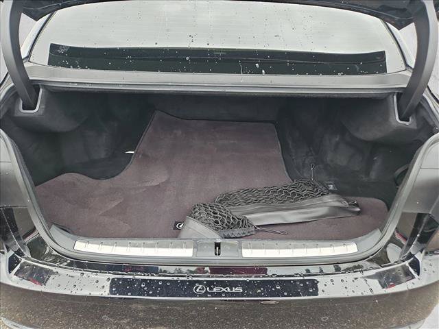 Used 2023 Lexus LS 500 w/ Interior Upgrade Package RWD image 6