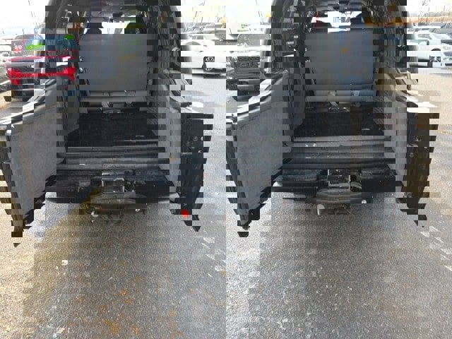 Used 2000 Ford Excursion XLT image 11