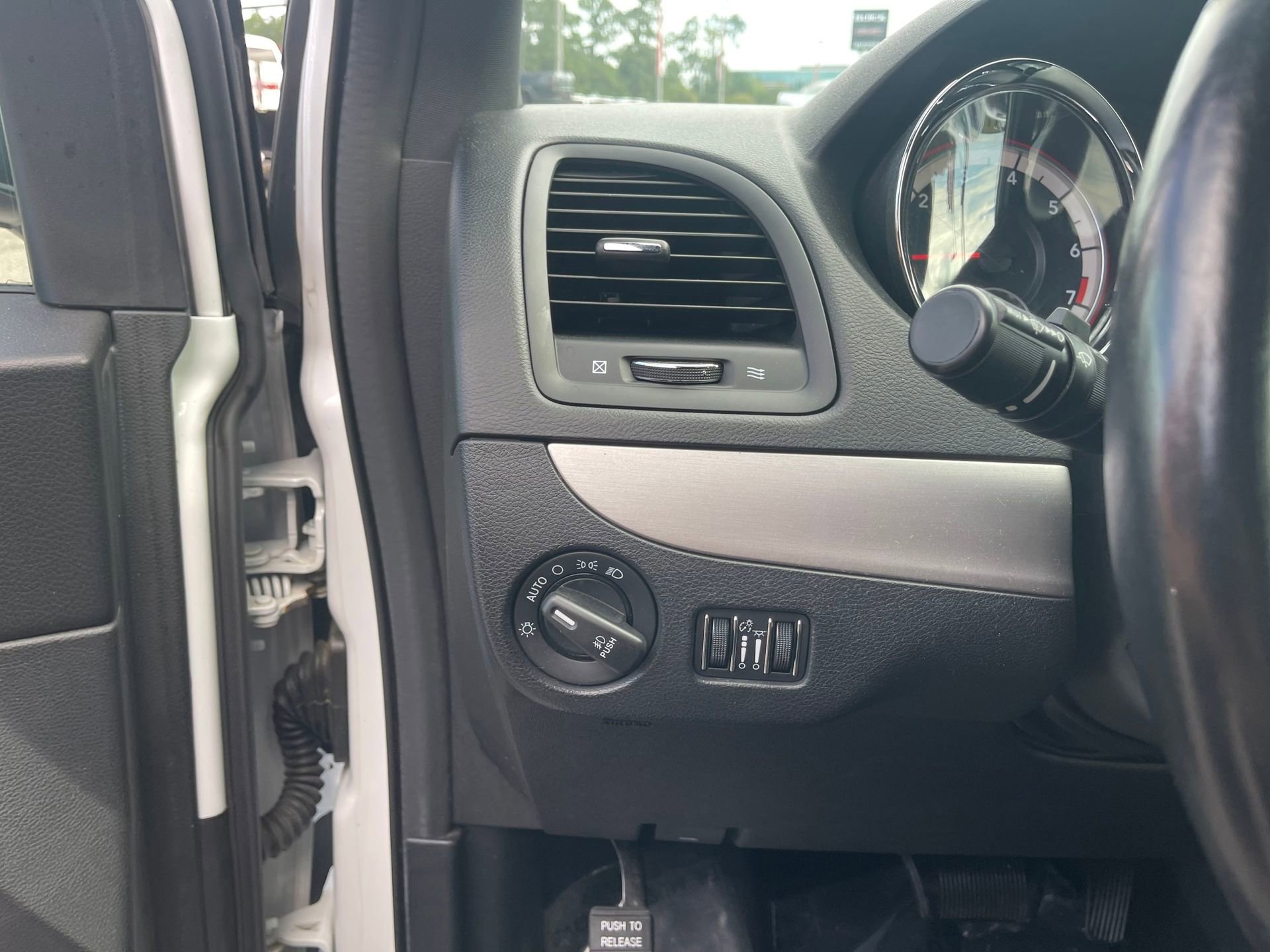 Used 2017 Dodge Grand Caravan GT image 15