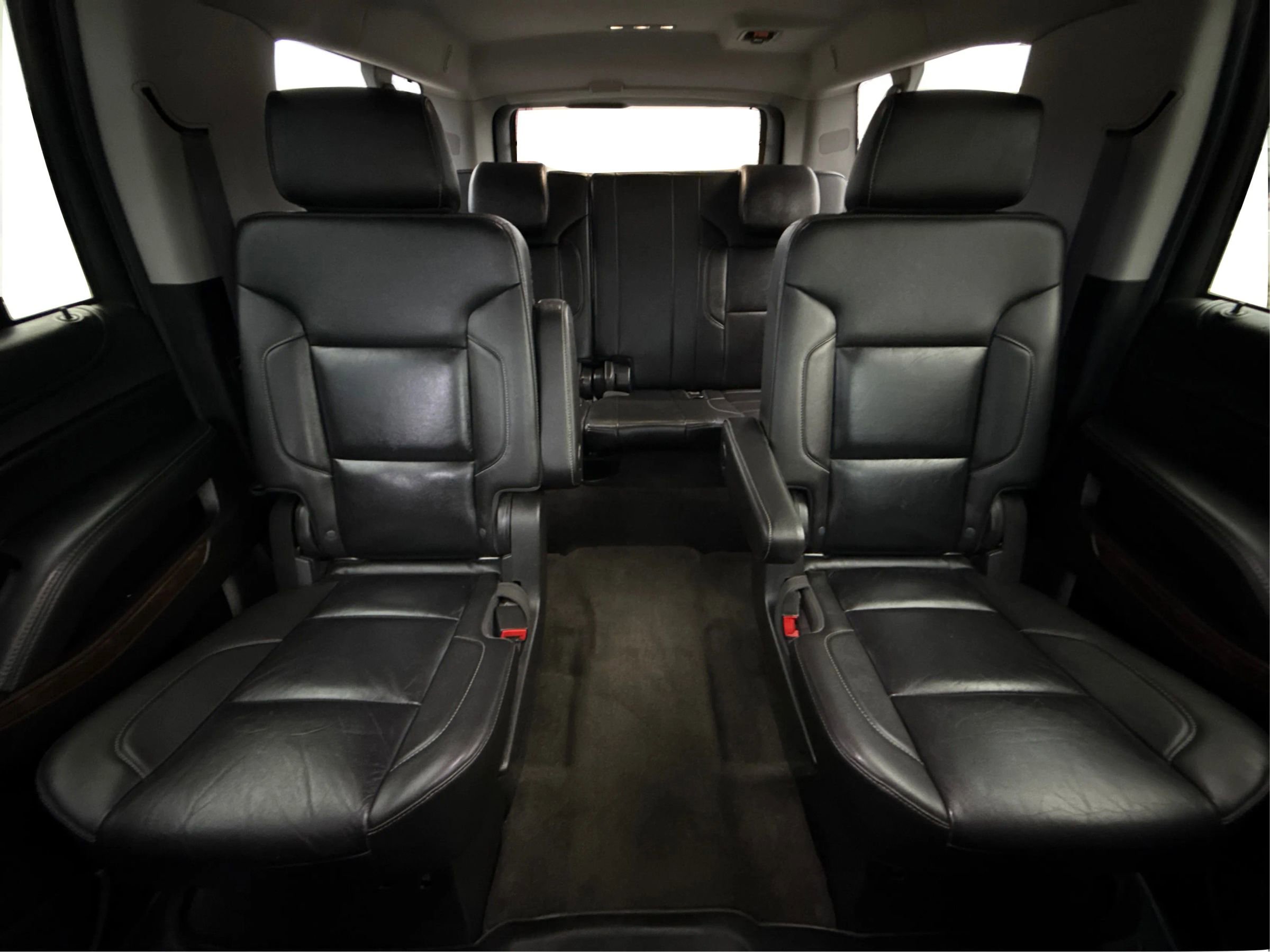 Used 2017 Chevrolet Suburban LT AWD/4WD image 28