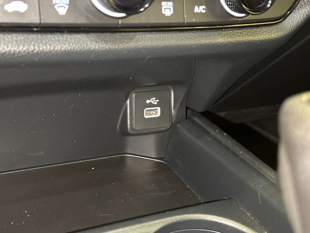 Certified 2023 Honda HR-V LX image 24