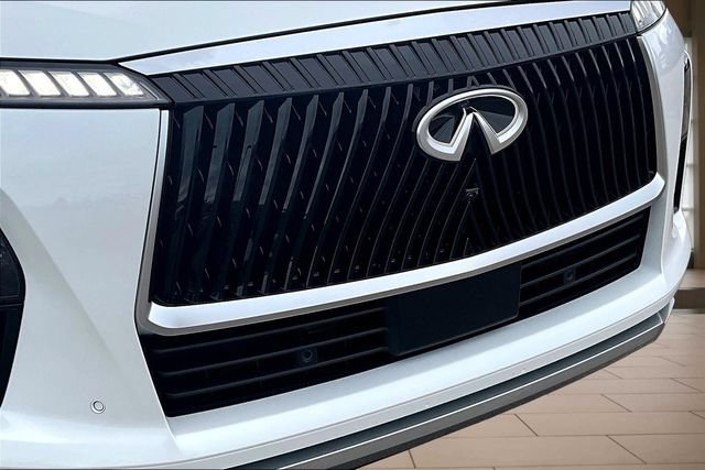 Used 2026 INFINITI QX80 Luxe w/ Cargo Package AWD/4WD image 28