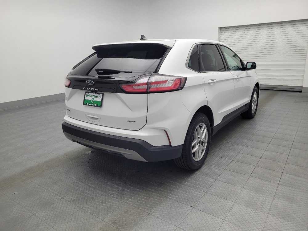 Used 2024 Ford Edge SEL image 9