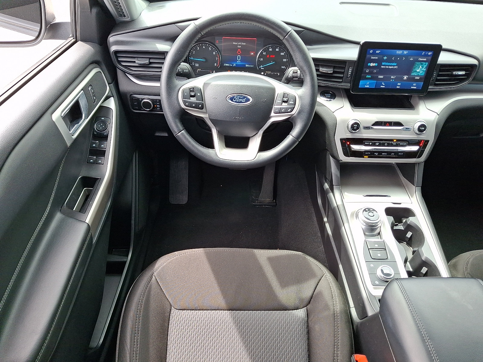 Certified 2024 Ford Explorer XLT AWD/4WD image 12