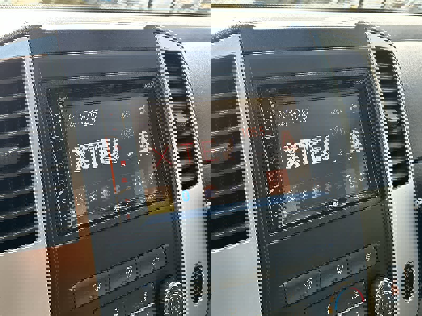 Used 2012 Nissan Xterra PRO-4X w/ Pro-4x Leather Pkg image 15