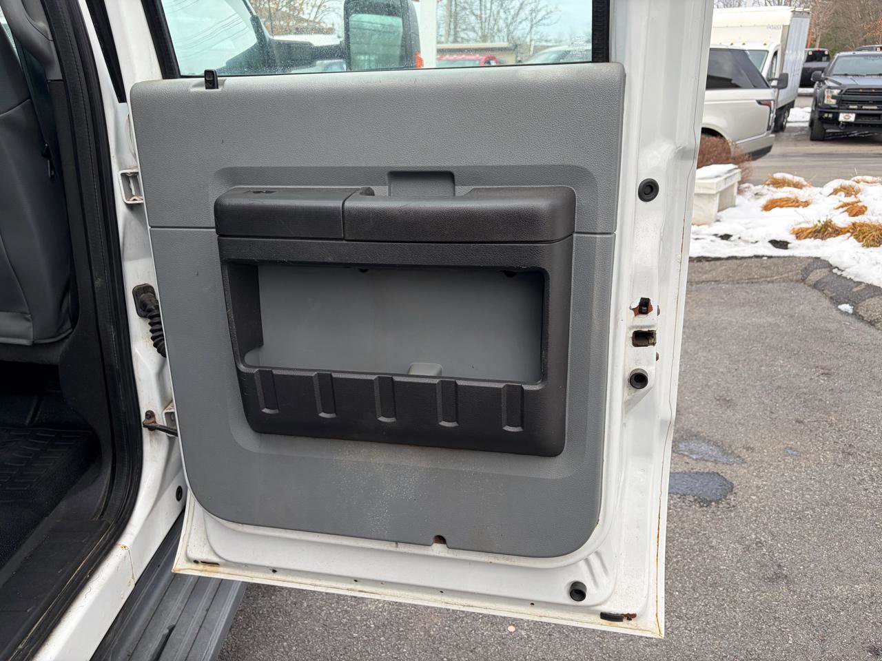 Used 2016 Ford F550 4x4 Crew Cab Super Duty image 37