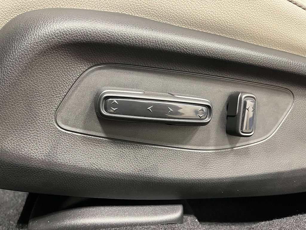 New 2027 Honda HR-V EX-L image 14