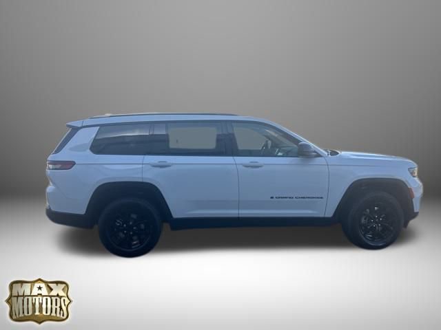 New 2025 Jeep Grand Cherokee L Altitude image 10