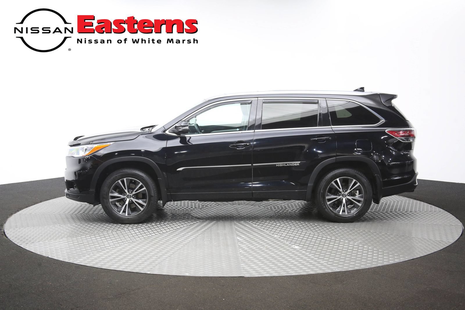 Used 2016 Toyota Highlander XLE AWD/4WD image 57