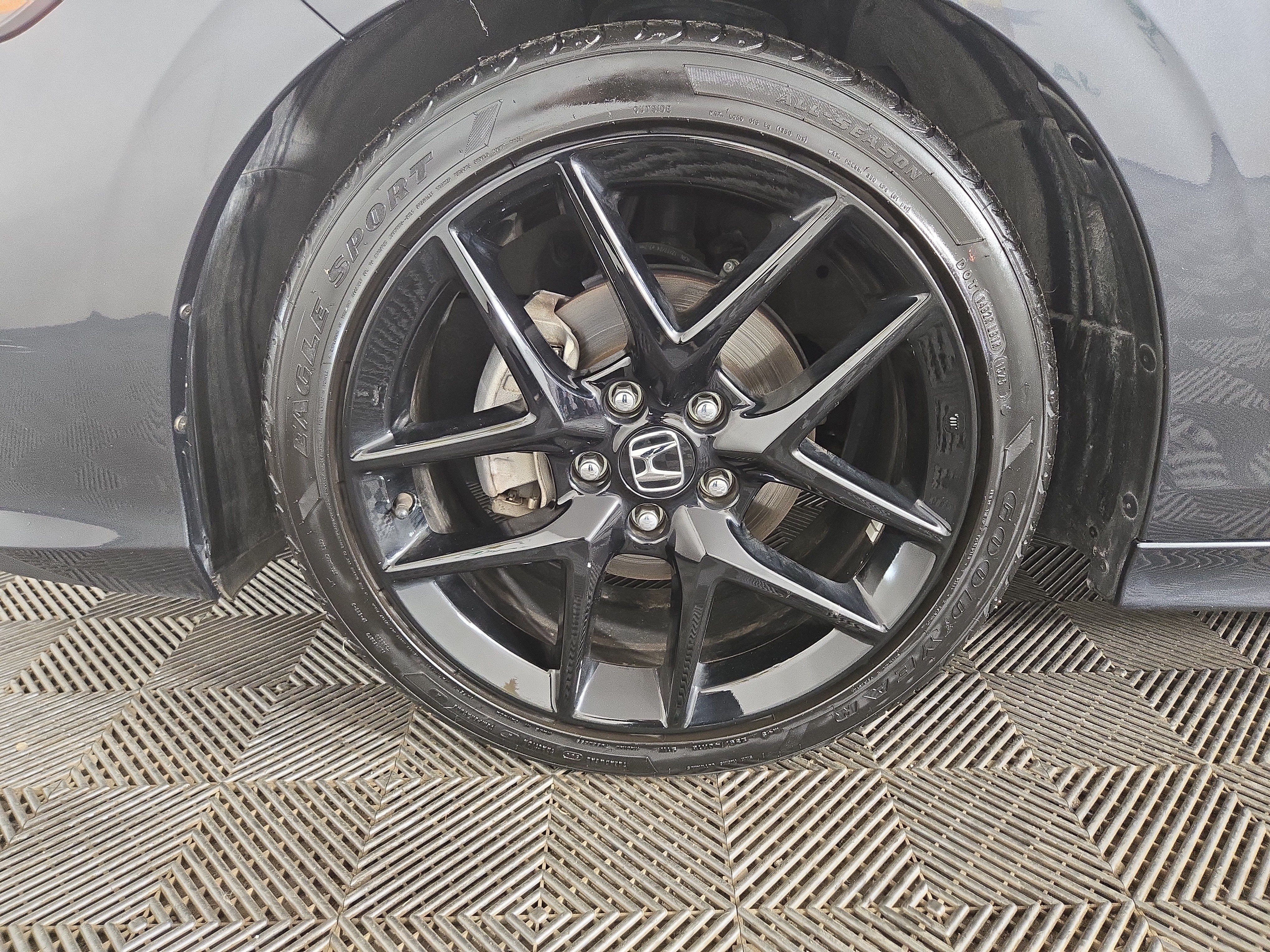 Used 2025 Honda Civic Sport image 33
