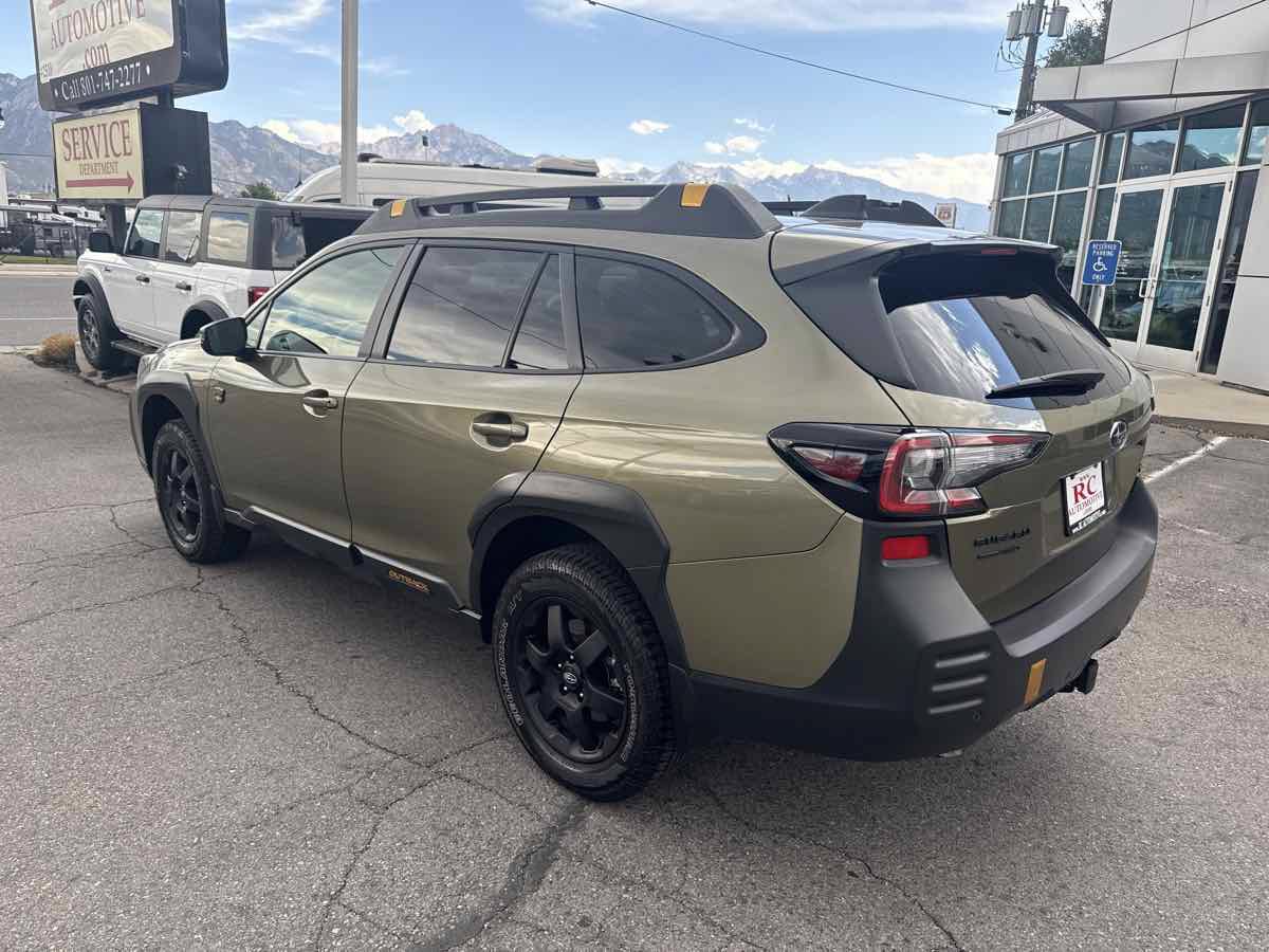 Used 2025 Subaru Outback Wilderness AWD/4WD image 8