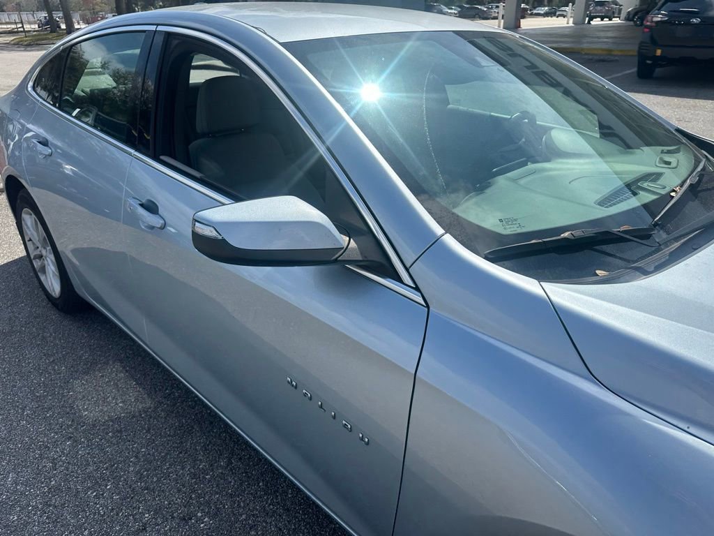 Used 2017 Chevrolet Malibu LT w/ Driver Confidence Package image 14