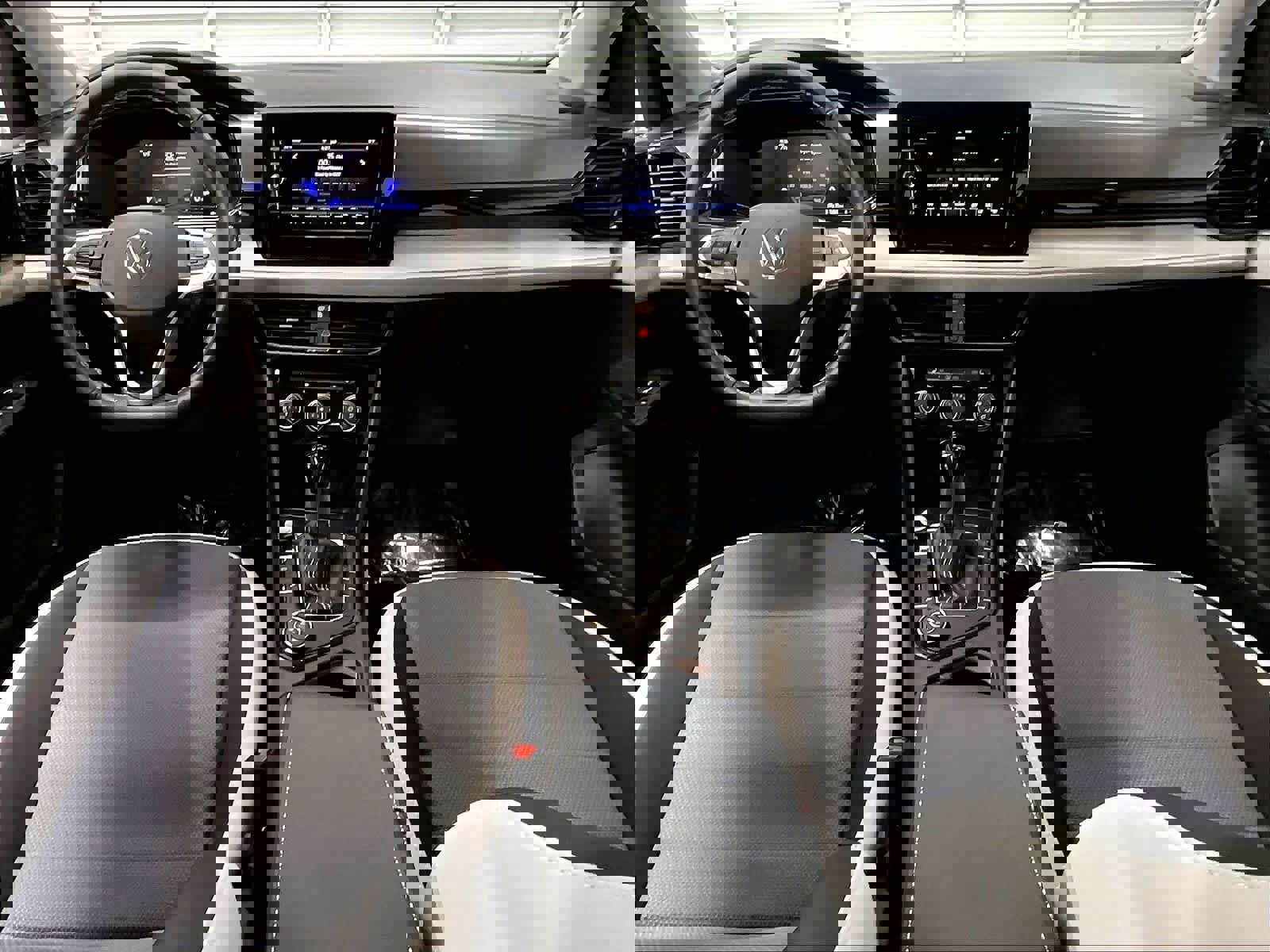 Used 2025 Volkswagen Taos S image 17